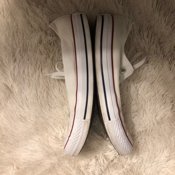 White Converse women’s 8 lots of life left - Picture 4 of 5